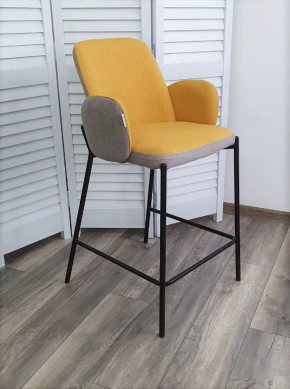 Полубарный стул NYX (H=65cm) VF106 желтый / VF120 серый М-City в Березниках - berezniki.ok-mebel.com | фото